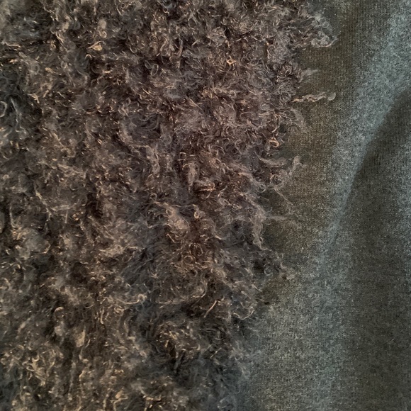 Tommy Hilfiger vest - Picture 3 of 3